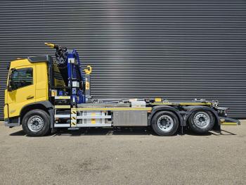 Volvo FM 420 6x2*4 / 28 tm KRAAN + HAAKARM